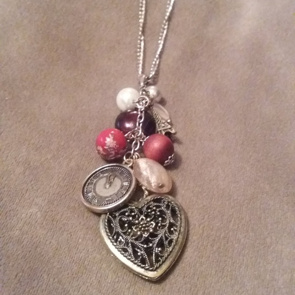 7 Statement Necklaces (Together or Separate) - Picture 4 of 7